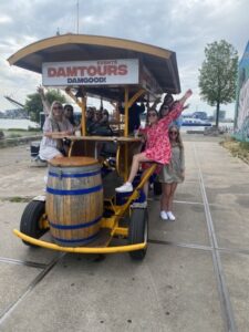 Amsterdam: Guided Beer or Prosecco Bike Tour - Breugem Beer meeting point: quick start, clear handoff