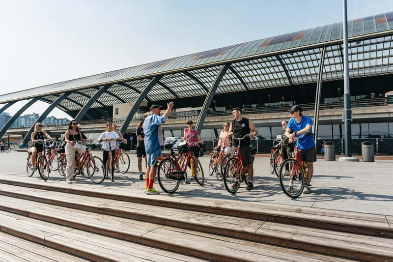 Amsterdam: Guided Bike Tour City Centre in EN/DE/FR/ES - De Pijp: narrow lanes, bohemian energy, and the long way to the bridge