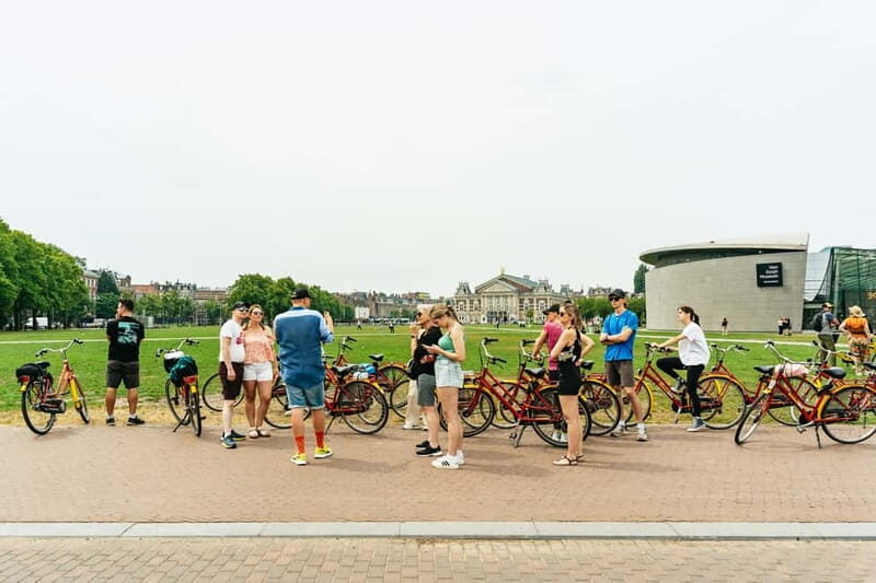 Amsterdam: Guided Bike Tour City Centre in EN/DE/FR/ES - Meet at AmsterBike and get rolling with confidence