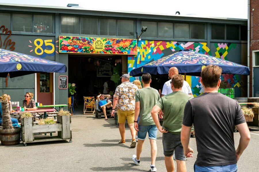 Amsterdam: Guided Craft Beer Brewery Bus Tour with Tastings - The Tasting Format: Nine Small Pours, Big Comparisons
