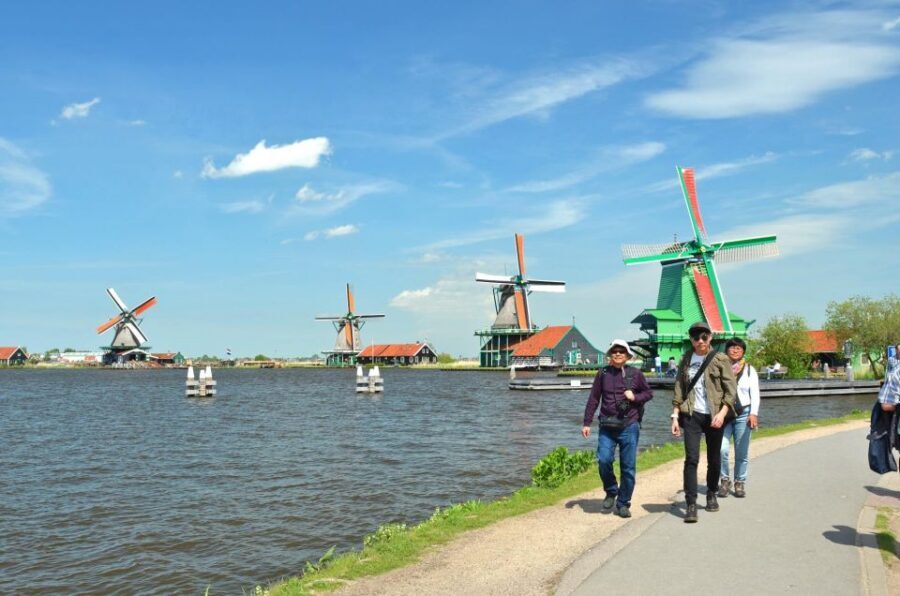 Amsterdam: Guided Zaanse Schans, Windmills & Cheese Tour - Key highlights at a glance