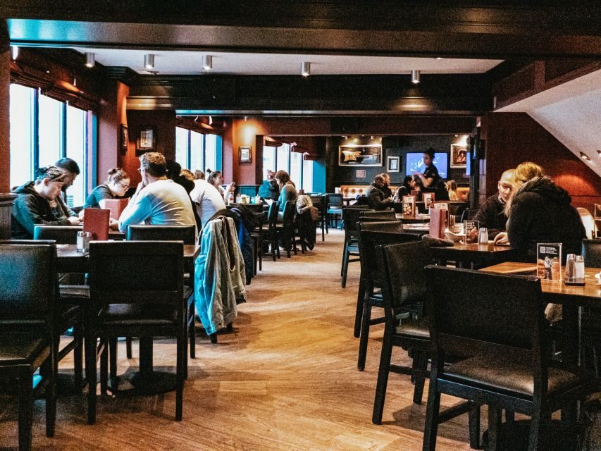 Amsterdam: Hard Rock Cafe Experience - Who should book this Hard Rock Cafe Amsterdam deal