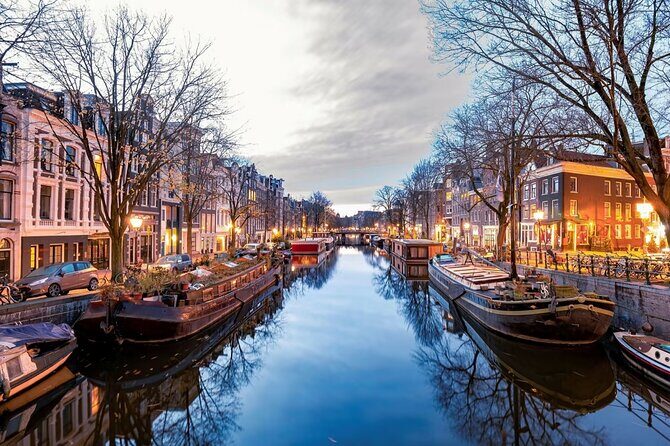 Amsterdam: Haunted History and Ghost Walking Tour - Guide style really matters: Sunil, Duncan, and Jan’s storytelling approach