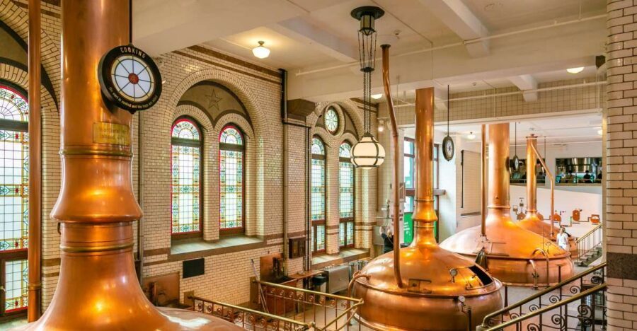 Amsterdam: Heineken Experience Ticket - The 1.5-Hour Self-Guided Structure (with a Real English Moment)