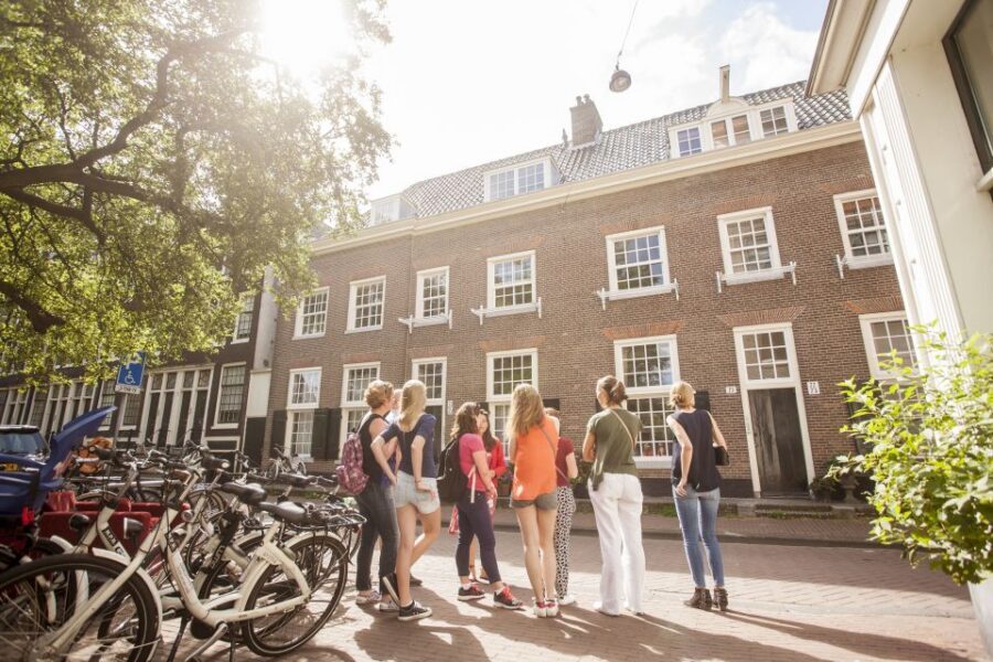 Amsterdam: Hidden Gems & Highlights Guided Bike Tour - Key highlights at a glance