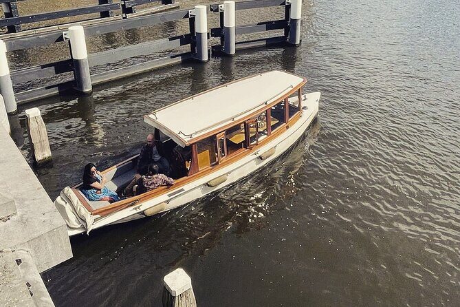 Amsterdam Highlights Canal Cruise with a Drink - Price and Value: What $633 Buys You Here