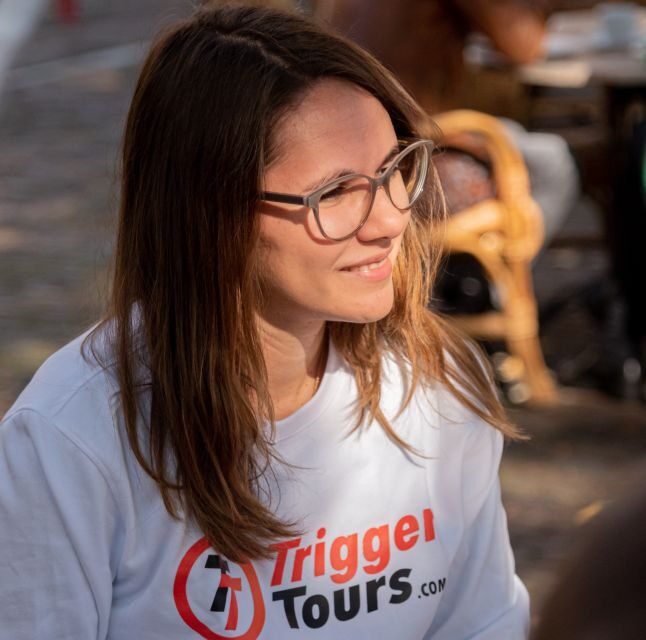 Amsterdam: Highlights & History Walking Tour - Dam Square, Royal Palace, and Begijnhof: civic power meets daily life