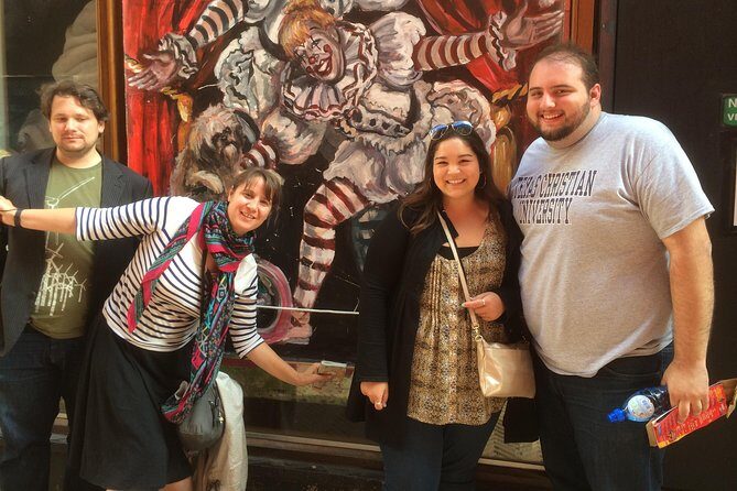 Amsterdam Highlights Walking Tour: Small Group Experience - Through de Wallen: the Red Light District without stopping for the show