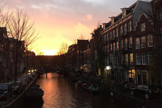 Amsterdam Highlights Walking Tour: Small Group Experience - Price and value: why $36.28 can make sense here