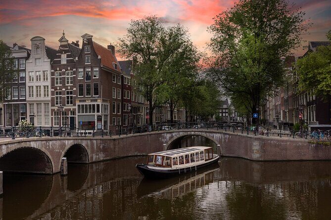 Amsterdam Historic Tour On Classic Saloon Boat - The Live Commentary Stops That Give You the Amsterdam Map