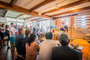 Amsterdam: Keukenhof and Zaanse Schans Windmills Guided Day Trip - Price and what you actually get for $106.04