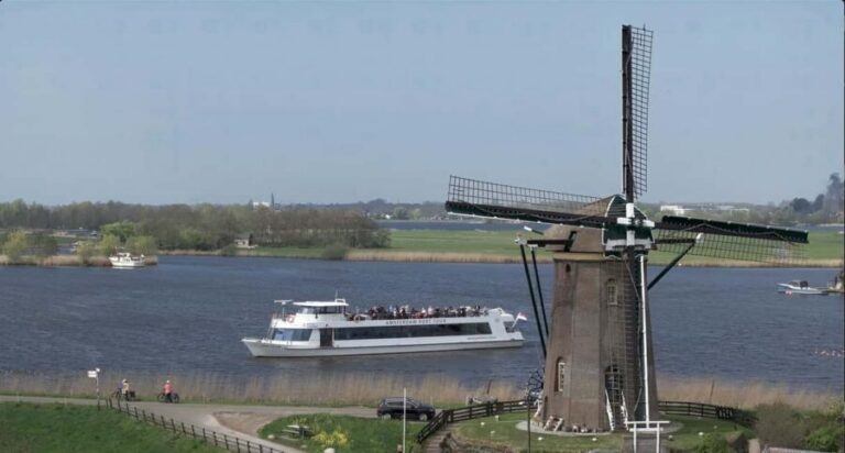 Amsterdam: Keukenhof, Tulip Farm Full-Day Tour with Cruise - The coach ride setup: what the bus day actually feels like