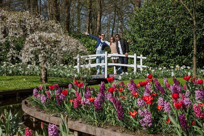 Amsterdam: Keukenhof, Zaanse Schans & Volendam Tour - Getting Started at De Ruijterkade: Meeting Point and What to Watch