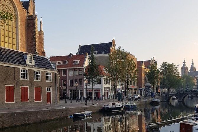 Amsterdam Layover: Airport Transit City Tour - Airport pickup that actually reduces stress