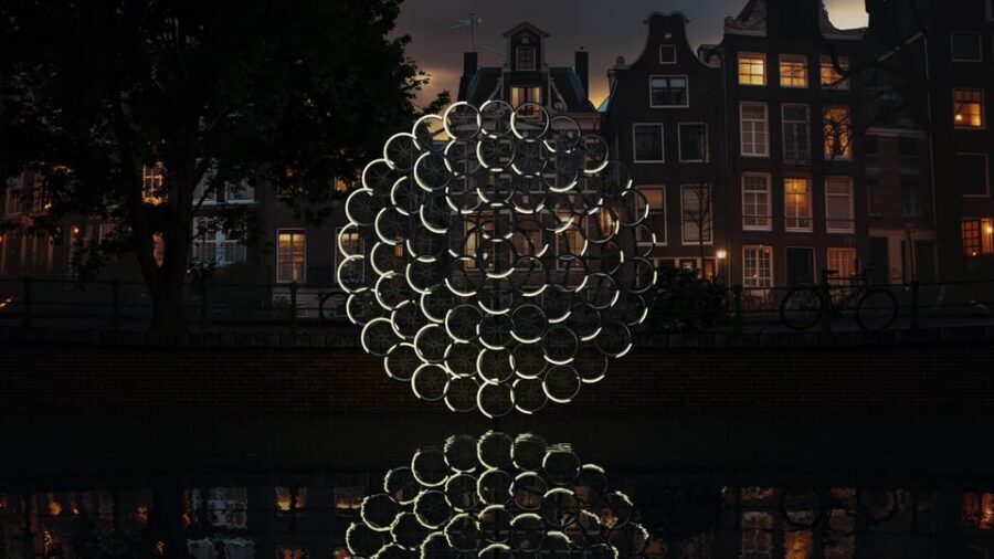 Amsterdam: Light Festival Boat Tour with Warm Drinks - Key highlights worth planning for