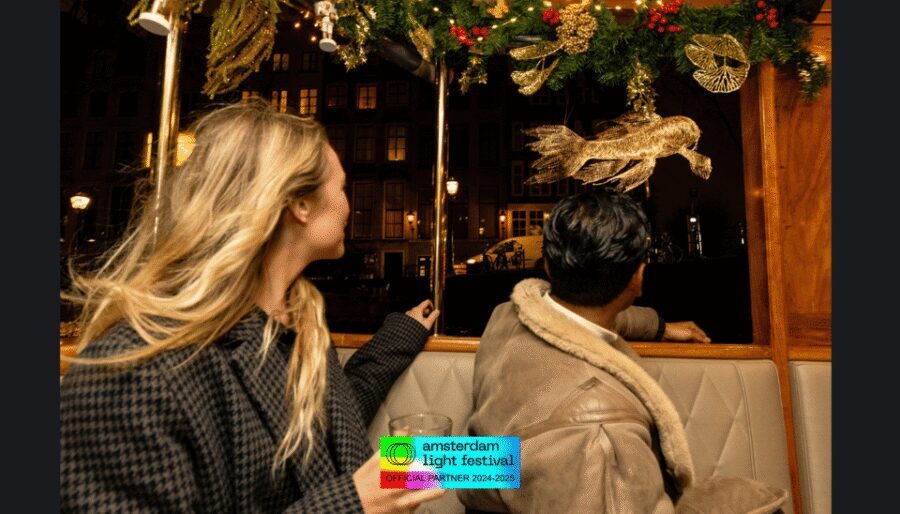 Amsterdam: Light Festival Heated Cruise w/ Drinks & Snacks - From Hortus Botanicus to Magere Brug: light art meets reflections