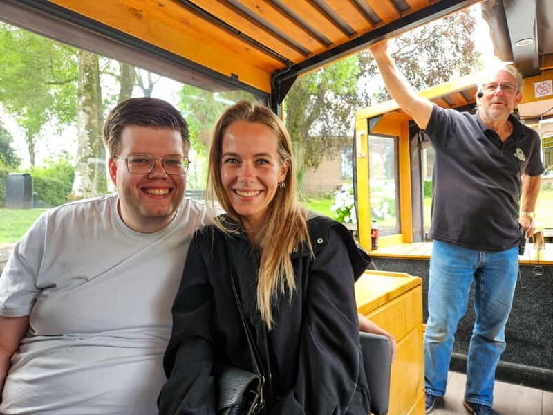 Amsterdam: Live GuideD Giethoorn Boat Tour & Cheese Platter - Your Guided Canal Cruise (One Hour) With Live Commentary and Cheese Platter