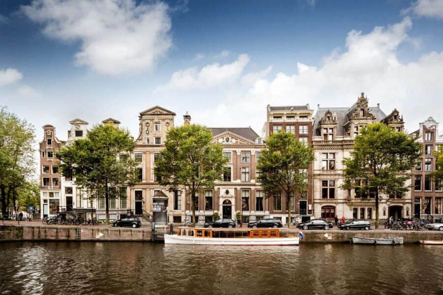 Amsterdam: Museum of the Canals Ticket with Audio Guide - The Audiotour Advantage: Multilingual, Audio-First Learning