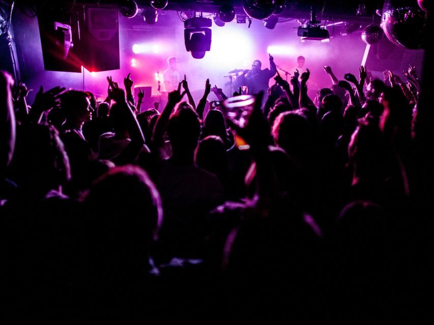 Amsterdam: Nightlife Scene 1, 2, or 3-7 Day Ticket - Taxi credits and planning your late-night route