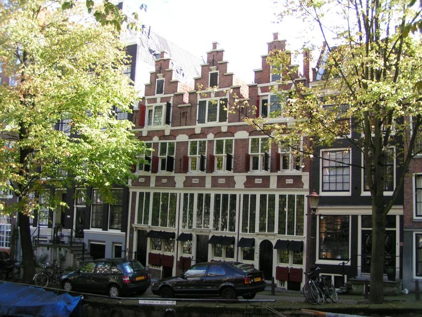 Amsterdam Old City Private Walking Tour - The Old Church and Oude Manshuispoort: small stops with big atmosphere