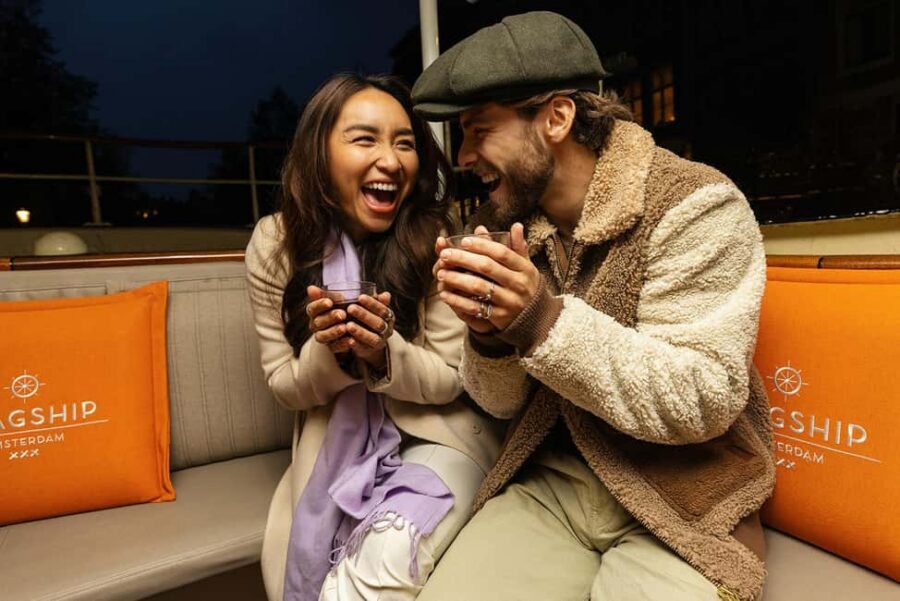 Amsterdam: Open Boat Cruise option Unlimited Drinks & Bite - FAQ