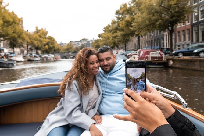 Amsterdam Open Boat Tour with Local Guide - Why this open-boat canal ride is better than a walking tour