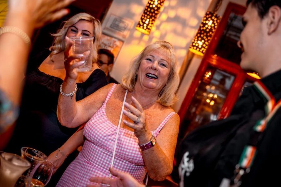 Amsterdam: Original Pub Crawl Party with VIP Entrance - 4 Hours and More Than Three Stops: Expect a Fast, Social Pace