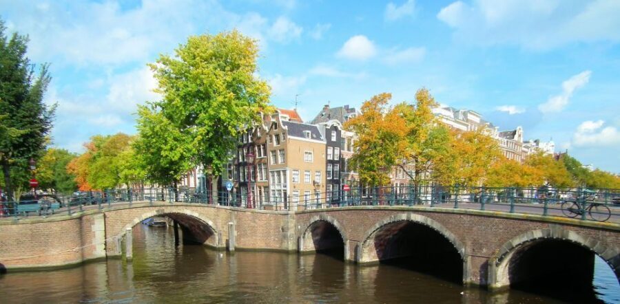 Amsterdam: Private Anne Frank and Jewish Quarter Tour - Ending at the Anne Frank House: plan for tickets and what you do next