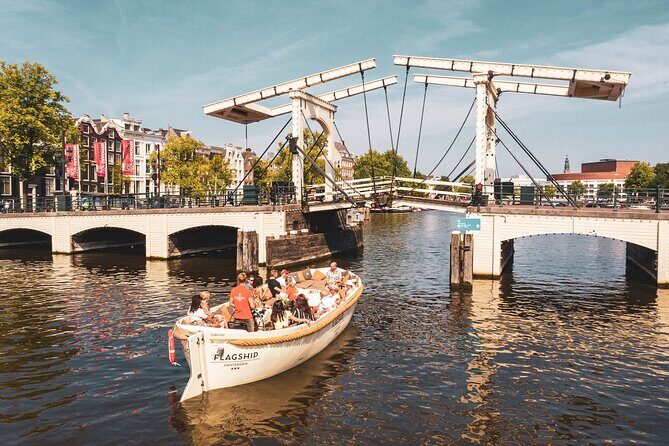 Amsterdam Private Boat Tour with Unlimited Drinks - Why a private canal tour hits different in Amsterdam