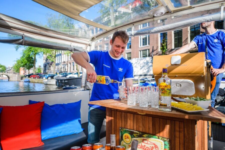 Amsterdam: Private Canal Booze Cruise with Unlimited Drinks - What to Bring (So the Hour Feels Smooth)