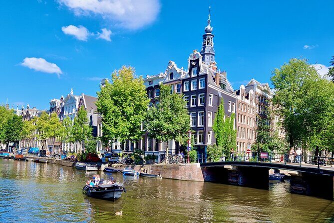 Amsterdam Private Canal Cruise – 90 Minutes through the Old City - Where the tour starts and what to bring for an easy ride