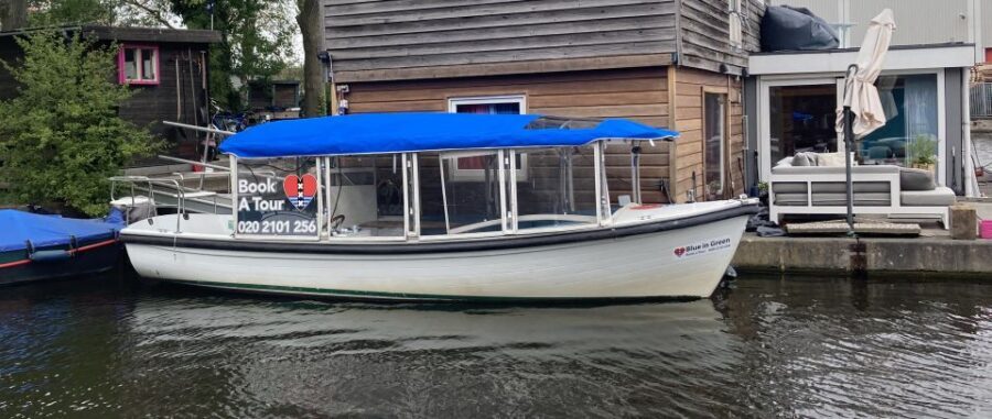 Amsterdam: Private Canal Tour - Comfort on the water: warm clothing, roof weather, and heated seats