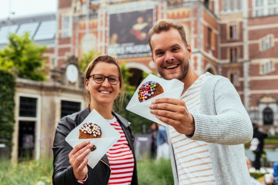 Amsterdam: Private Food Tour with a Local - What to expect on the day: flow, pacing, and comfort