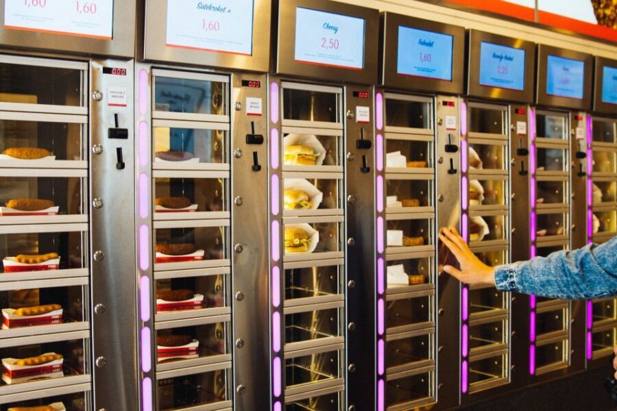 Amsterdam: Private Food Tour with a Local - How the guide shapes your whole experience