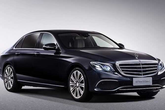 Amsterdam Private Local Transfer - Inside the Vehicle: Air Conditioning, Free Wi‑Fi, and Comfort