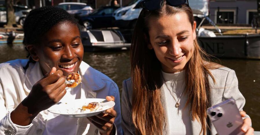 Amsterdam: Private Luxury Cruise with BBQ and Drinks - The UNESCO Canal Route: Skinny Bridge, Seven Bridges Views, and More