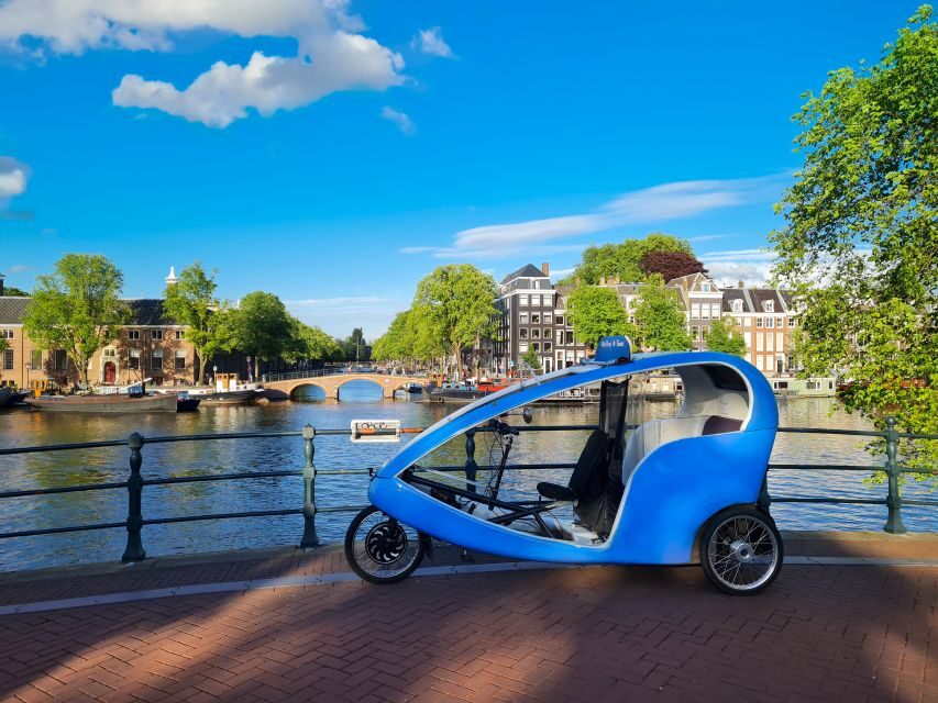 Amsterdam: Private Pedicab Historical Sightseeing Tour - Key highlights to watch for