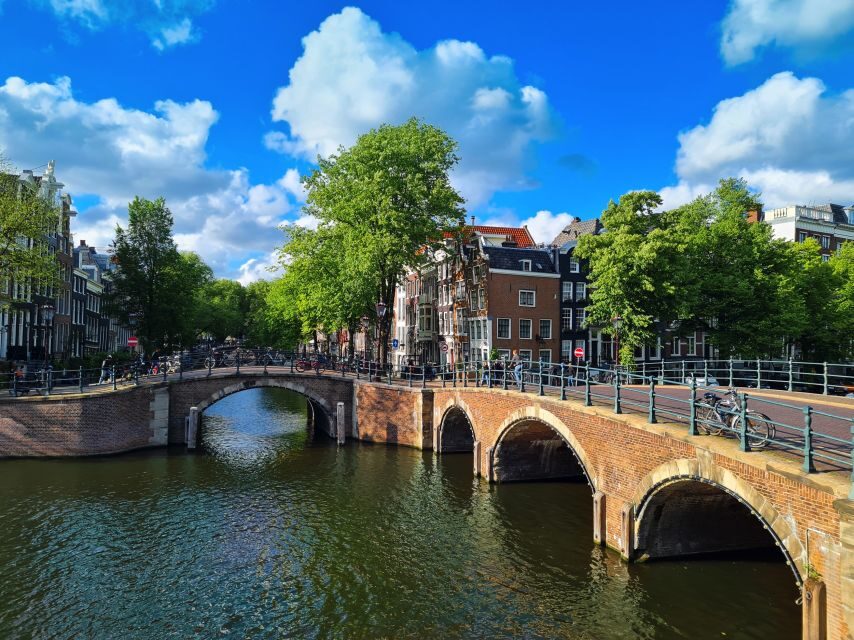 Amsterdam: Private Pedicab Historical Sightseeing Tour - Why a private pedicab beats hop-on tours in Amsterdam