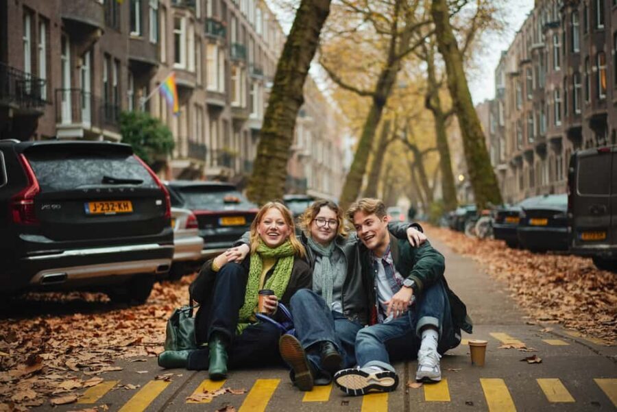 Amsterdam: Private Photoshoot for Couple, Family, or Solo - Quick practical tips before your shoes hit the street