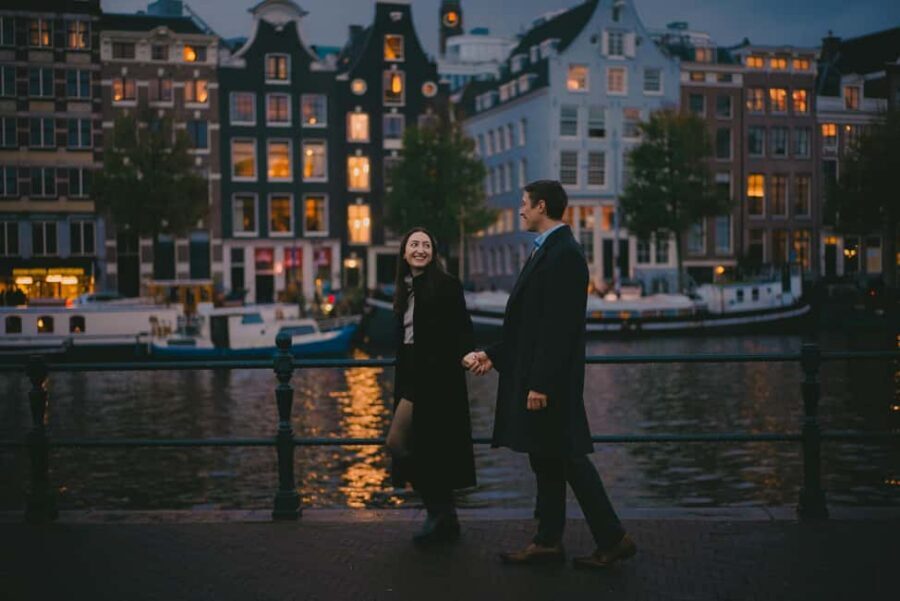 Amsterdam: Private Photoshoot for Couple, Family, or Solo - Why a private Amsterdam photoshoot feels better than selfies