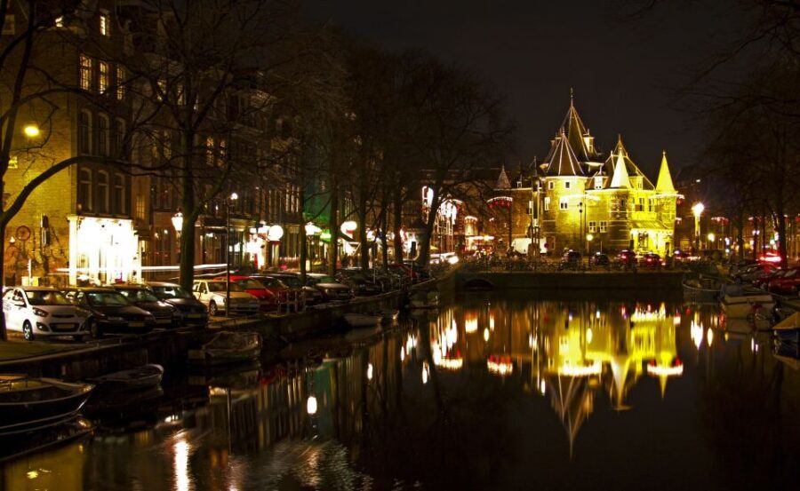 Amsterdam Private Welcome Tour with a Local Guide - Top attractions plus the side streets you’d otherwise miss