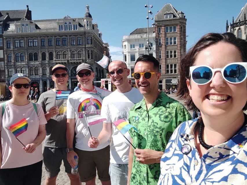 Amsterdam: Queer City Walking Tour With Local Guide - Finishing at Café ’t Mandje: the quiet payoff