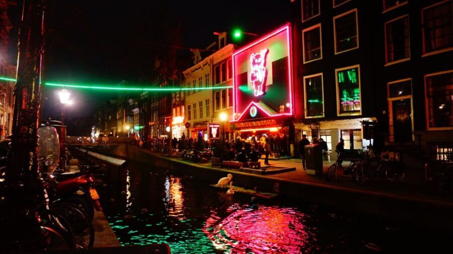 Amsterdam: Red Light District Exclusive Night Tour - Key Things You’ll Notice on This Night Tour