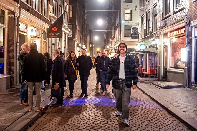 Amsterdam: Red Light District guided tour (TOP RATED) - Who should book this tour