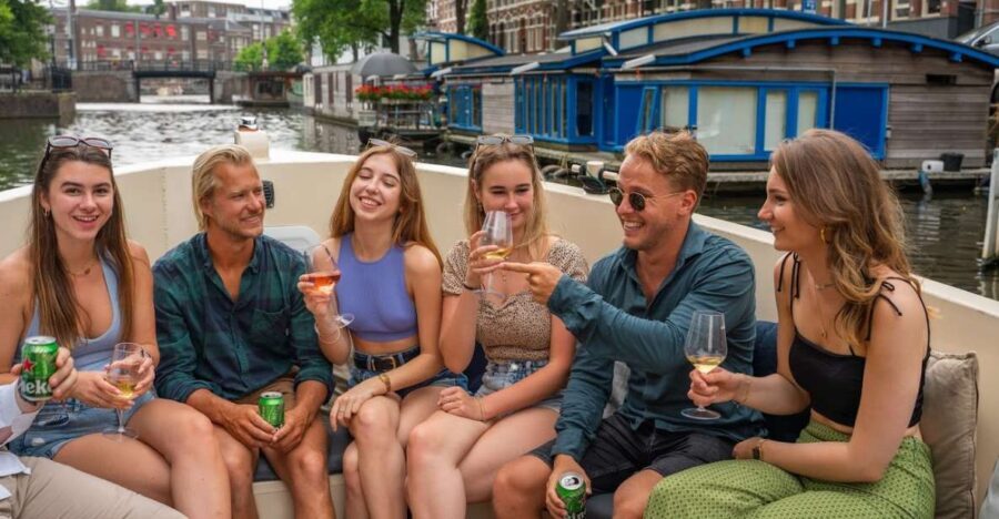 Amsterdam: Red-Light District Pub Crawl and Booze Boat Tour - The pub crawl in the Red Light District: what to expect