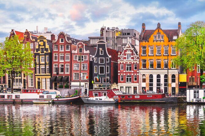 Amsterdam Red Light District Treasure: Self-Guided Tour & Quest - How the Amsterdam quest really works (and why it’s good value)
