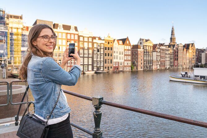 Amsterdam Red Light District Walking Tour in EN/DE/IT/ES - Nieuwmarkt and Coffeeshops: The Cannabis Politics Piece