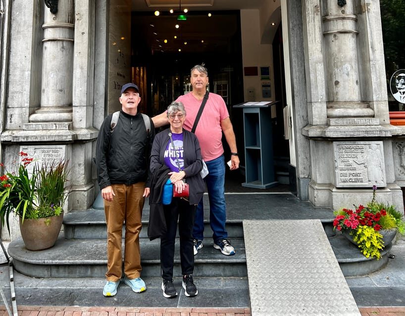 Amsterdam: Small Group Walking Tour with Fun Guide - Practical Meetup Tip: Find the Red Umbrella