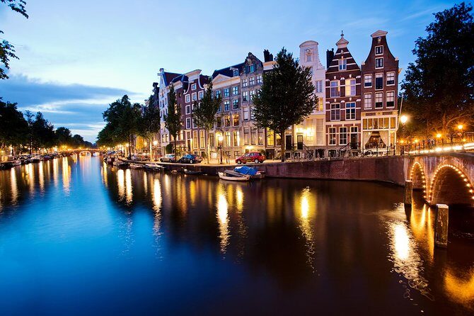 Amsterdam The Original Pizza Cruise with Unlimited Drinks - What you get (and why it feels like value)