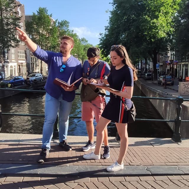 Amsterdam: Treasure Hunt Walking Tour "A Secret Sender" - Sint Luciënsteeg: where the route turns into lane-hunting
